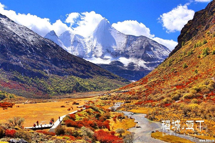 亞丁，秋滿(mǎn)