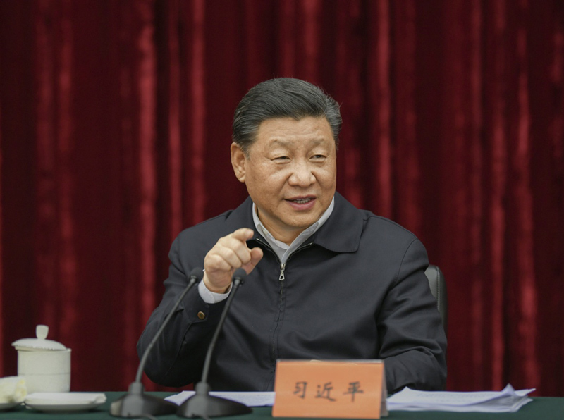 2019年4月15日至17日，中共中央總書記、國家主席、中央軍委主席習(xí)近平在重慶考察，并主持召開解決“兩不愁三保障”突出問題座談會。這是4月16日下午，習(xí)近平主持召開解決“兩不愁三保障”突出問題座談會并發(fā)表重要講話。新華社記者 謝環(huán)馳 攝